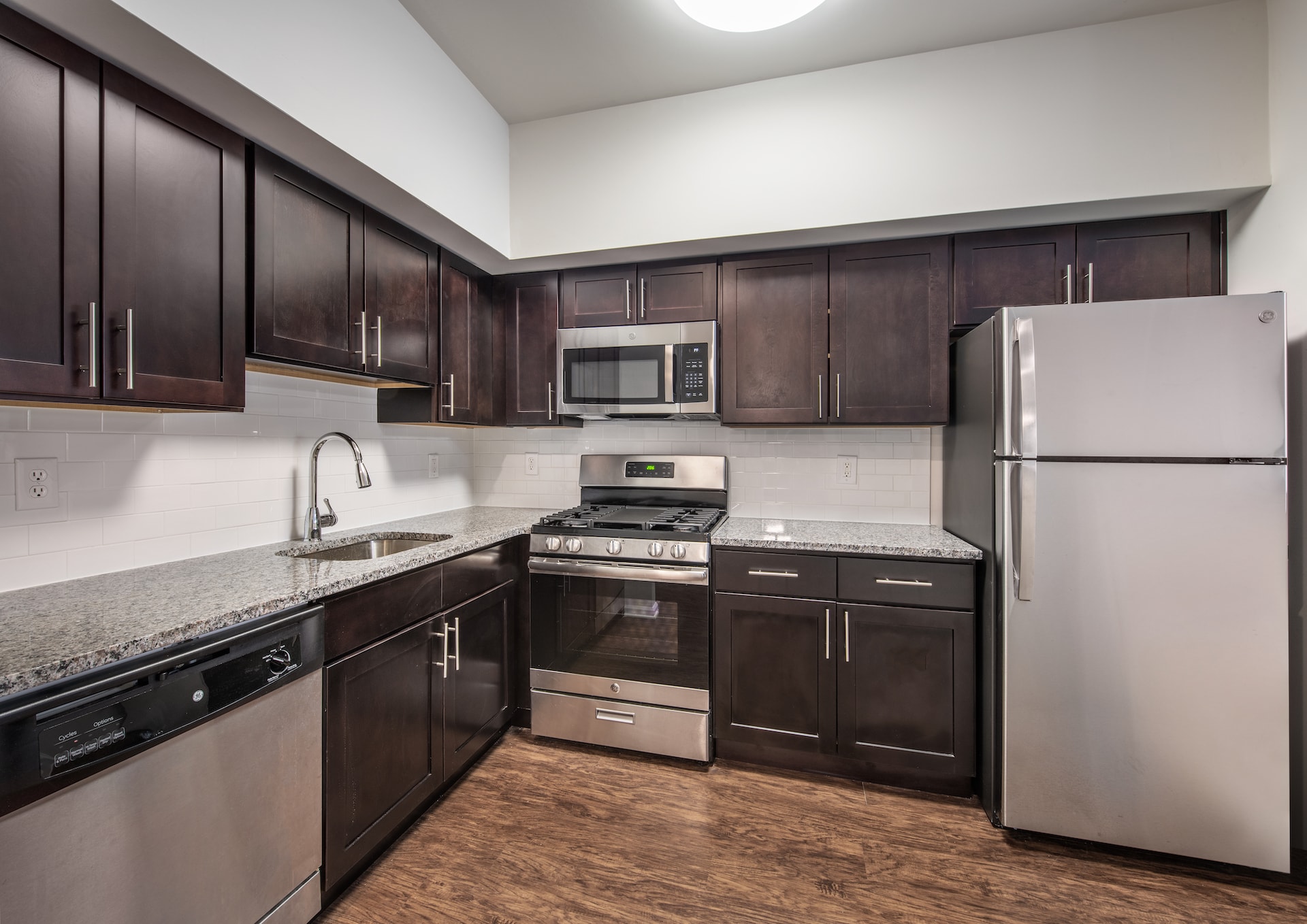 Windsor Woods Dining Room Kitchen
